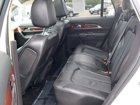 Used 2014 Lincoln MKX AWD w/ Equipment Group 102A image 15