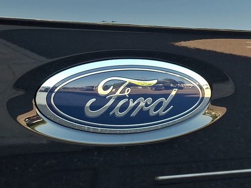 Certified 2023 Ford F150 Lariat AWD/4WD image 30