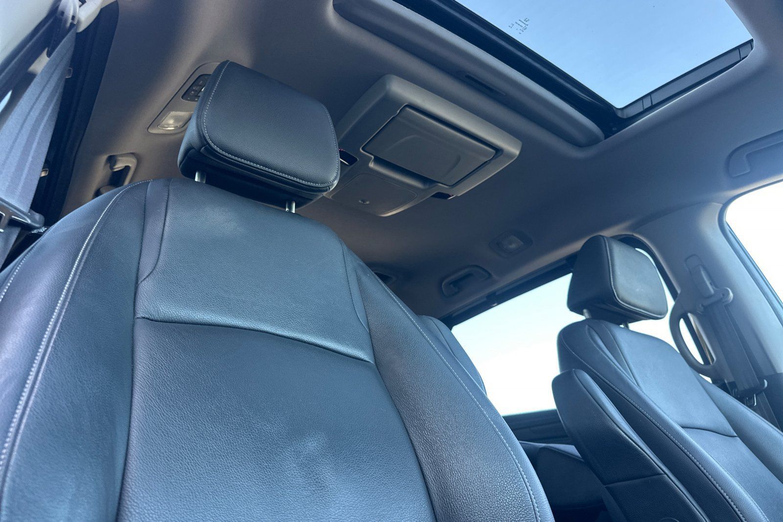 Certified 2024 Honda Odyssey Touring image 17