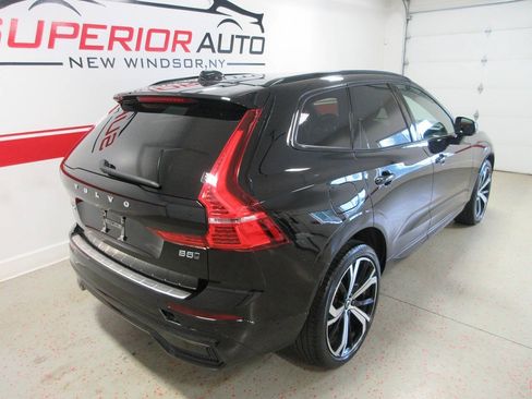 Used 2022 Volvo XC60 B5 R-Design w/ Advanced Package AWD/4WD image 13