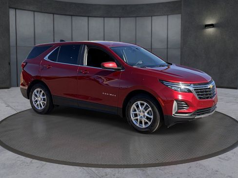 Certified 2024 Chevrolet Equinox LT w/ LPO, Cargo Package FWD image 8