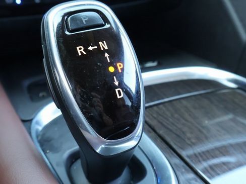 Used 2020 Buick Enclave Avenir w/ Avenir Technology Package image 25