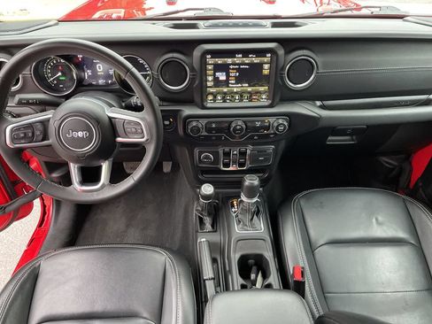 Certified 2023 Jeep Wrangler Unlimited Sahara AWD/4WD image 15