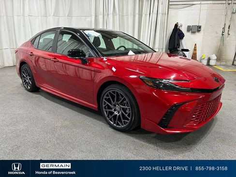 Used 2025 Toyota Camry XSE w/ Premium Plus Package AWD/4WD image 2