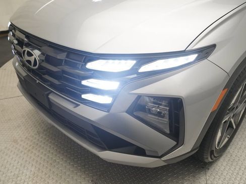 Used 2025 Hyundai Tucson SEL AWD/4WD image 23