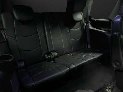 Used 2015 Cadillac Escalade Premium AWD/4WD image 18