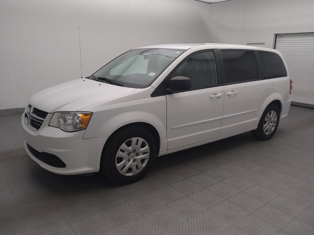 Used 2016 Dodge Grand Caravan SE w/ Quick Order Package 29E SE FWD image 2