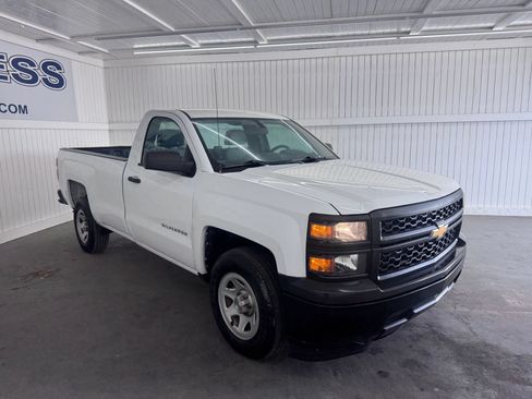 Used 2015 Chevrolet Silverado 1500 W/T RWD image 3