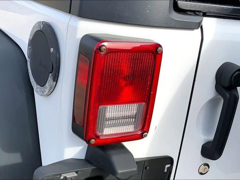 Used 2013 Jeep Wrangler Unlimited Sport image 26