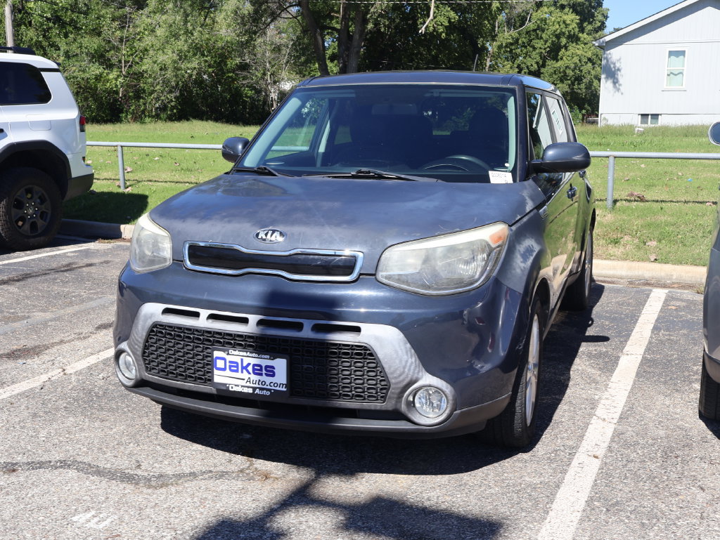 Used 2016 Kia Soul + FWD image 16