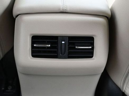 Used 2017 Honda Accord Touring image 12