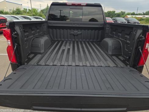 Used 2026 Chevrolet Silverado 1500 High Country w/ Midnight Edition AWD/4WD image 25