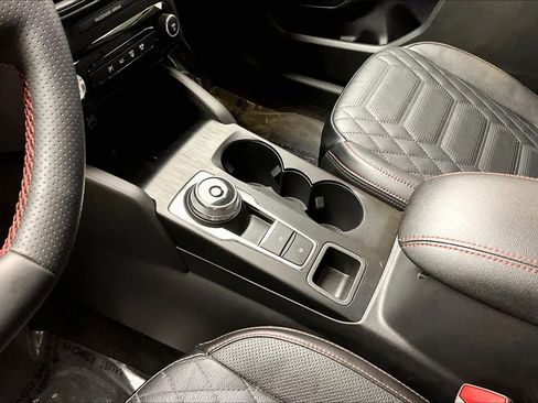 Used 2024 Ford Escape ST-Line Elite w/ Premium Technology Package image 30