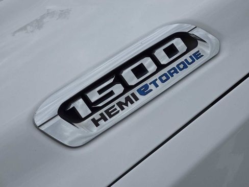 Used 2022 RAM 1500 Lone Star AWD/4WD image 10