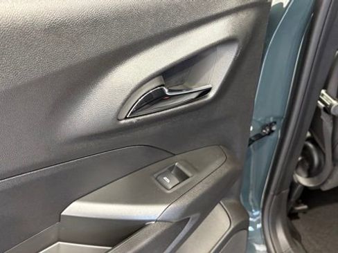 New 2026 Chevrolet Trax LT image 18