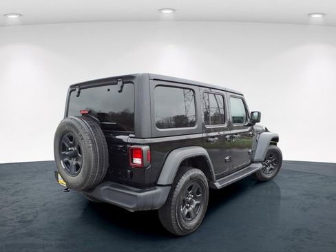 Used 2023 Jeep Wrangler Sport image 7