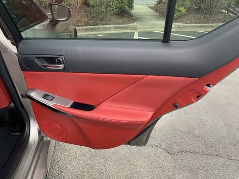 Used 2023 Lexus IS 500 image 11