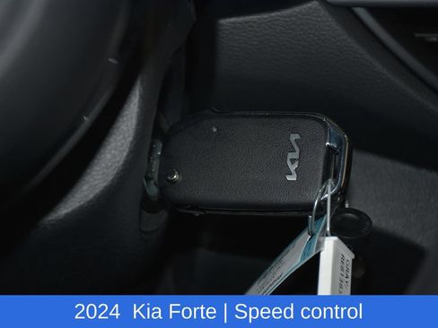 Used 2024 Kia Forte LXS w/ LXS Technology Package FWD image 15