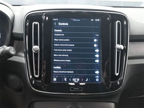 Used 2023 Volvo XC40 Recharge Ultimate image 15