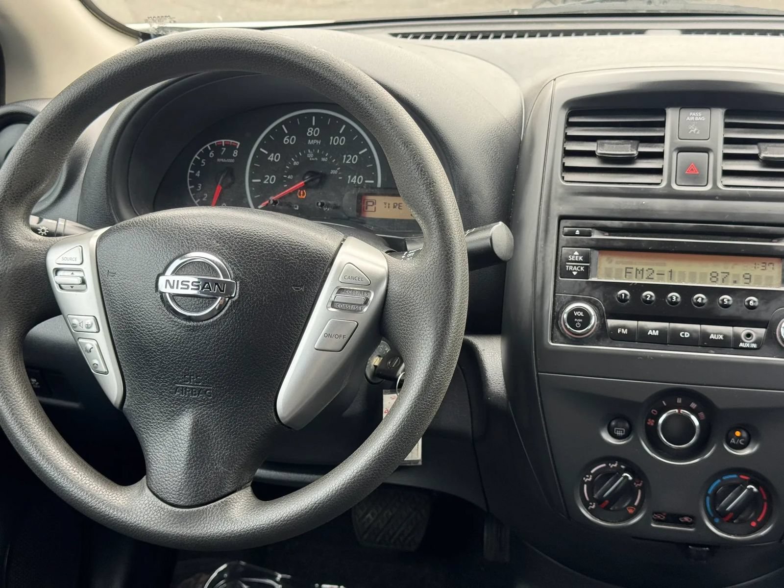 Used 2015 Nissan Versa S Plus FWD image 28