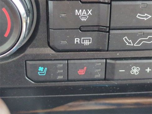 Certified 2019 Ford F150 Lariat w/ FX4 Off-Road Package image 22