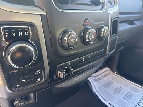 Used 2022 RAM 1500 Classic SLT w/ Trailer Tow Group AWD/4WD image 18