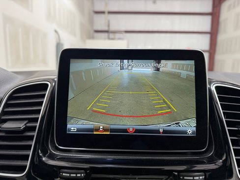 Used 2016 Mercedes-Benz GLE 350 4MATIC w/ Premium Package image 45