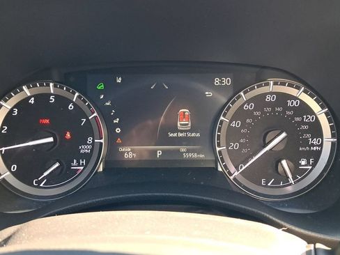 Used 2022 Toyota Highlander XSE AWD/4WD image 16
