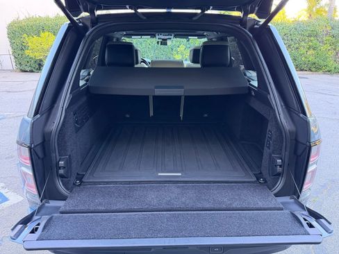 Used 2019 Land Rover Range Rover HSE image 30