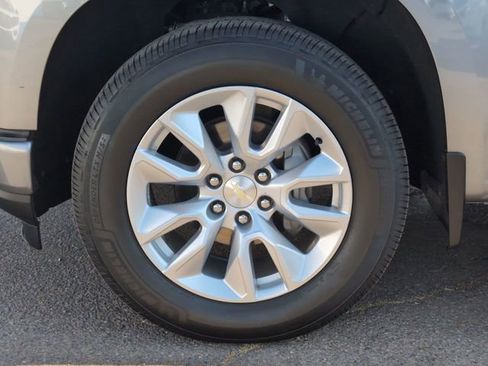 Certified 2020 Chevrolet Silverado 1500 Custom RWD image 30