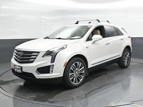 Used 2018 Cadillac XT5 Premium Luxury image 6