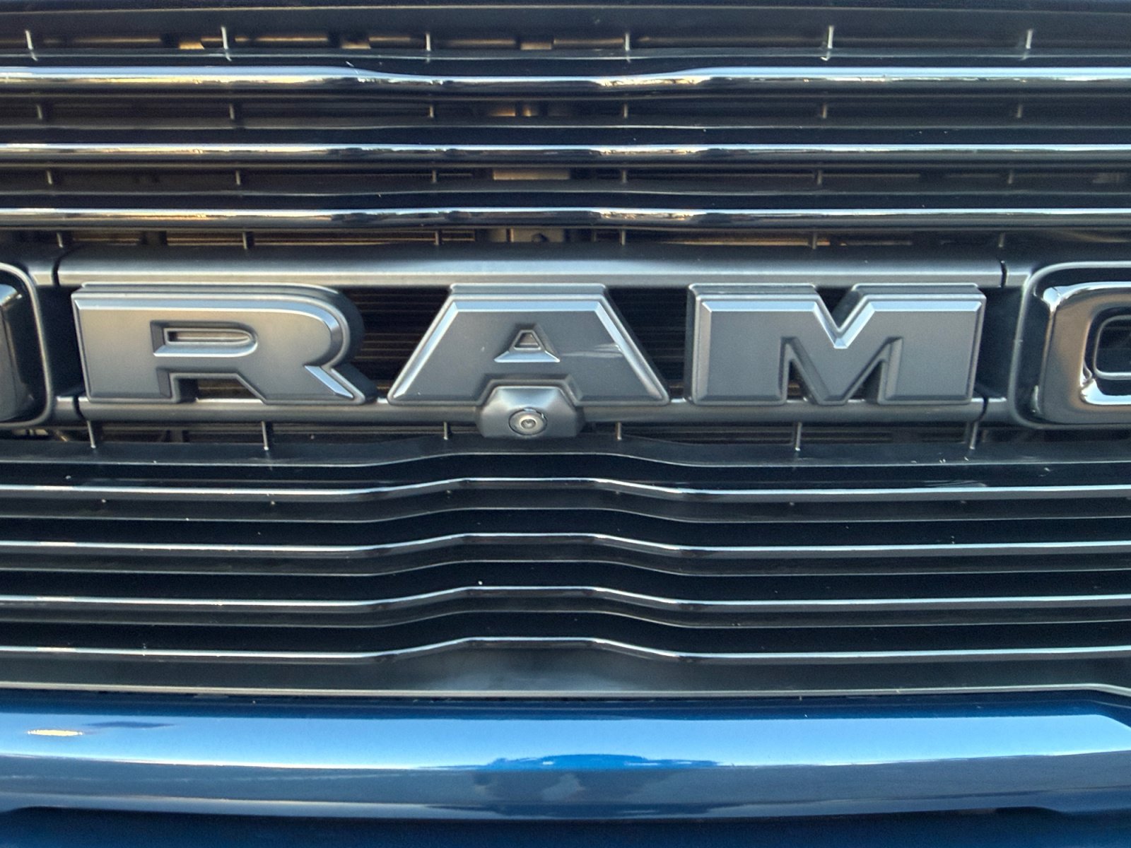 Used 2024 RAM 2500 Laramie w/ Night Edition AWD/4WD image 9