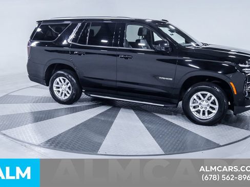 Used 2025 Chevrolet Tahoe LT AWD/4WD image 13