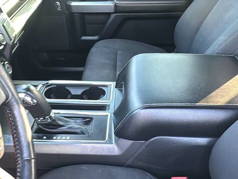 Used 2019 Ford F150 XLT w/ Equipment Group 302A Luxury AWD/4WD image 23
