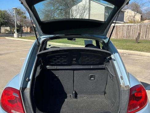 Used 2013 Volkswagen Beetle 2.5 image 40