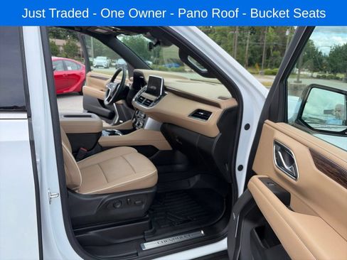 Used 2024 Chevrolet Tahoe Premier w/ Premium Package 2 AWD/4WD image 19