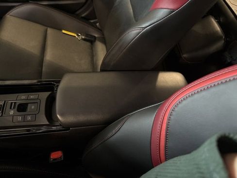 Used 2024 Toyota Prius Prime SE image 26