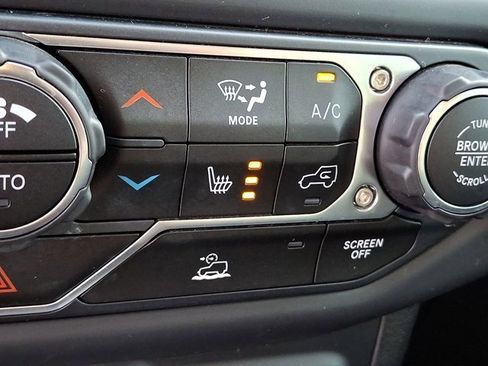 Certified 2020 Jeep Gladiator Sport w/ Quick Order Package 24S image 28