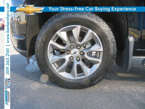 Used 2022 Chevrolet Silverado 1500 RST w/ Z71 Off-Road Package image 12