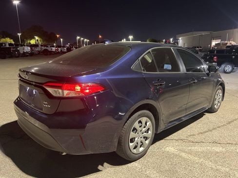 Used 2025 Toyota Corolla LE image 4