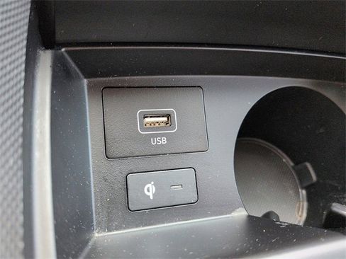 Used 2023 Hyundai Santa Fe SEL image 24