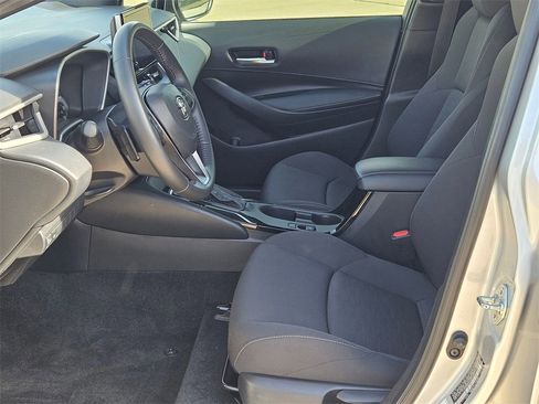 Used 2023 Toyota Corolla SE image 10