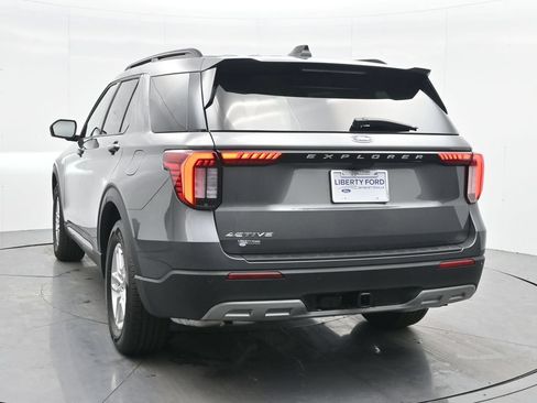 New 2026 Ford Explorer Active w/ Active Comfort Package RWD image 9