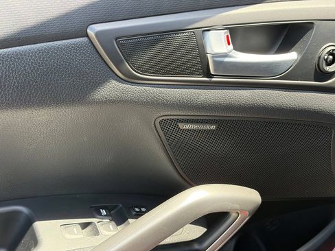 Used 2015 Hyundai Veloster Turbo w/ Option Group 04 FWD image 6