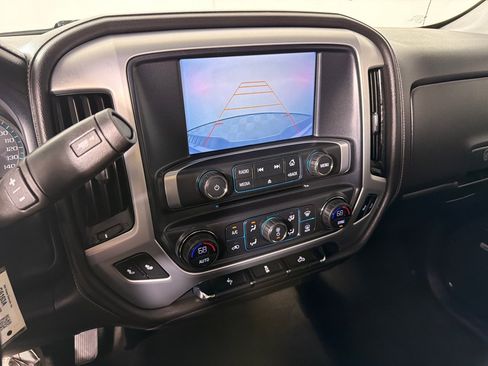 Used 2017 GMC Sierra 1500 SLT w/ SLT Premium Package AWD/4WD image 16
