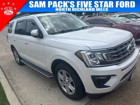 Used 2019 Ford Expedition XLT w/ Equipment Group 202A RWD image 3
