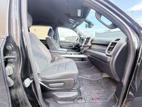 Used 2020 RAM 1500 Big Horn AWD/4WD image 11