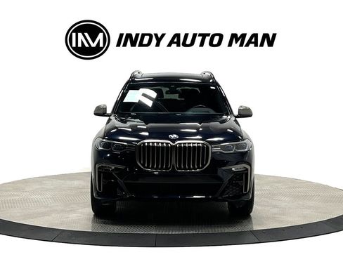 Used 2022 BMW X7 M50i w/ Cold Weather Package image 10