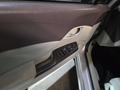 Used 2012 Honda Civic LX image 15