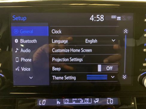 Used 2021 Toyota Sienna XLE image 29